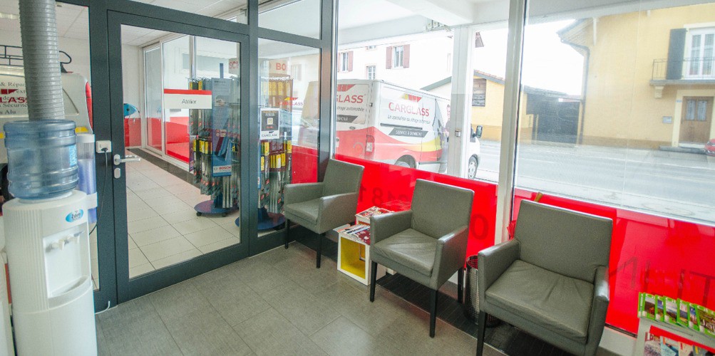 carglass rue de tombet 29 neuchatel