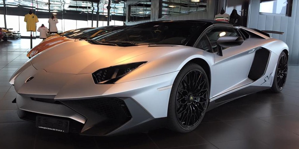 lamborghini aventador grise a la concession de plan les ouates geneve